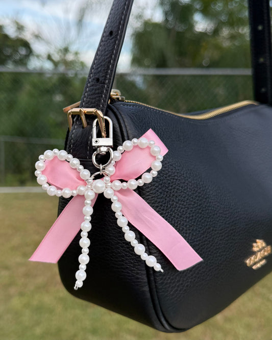 Pearls bow purse keychain