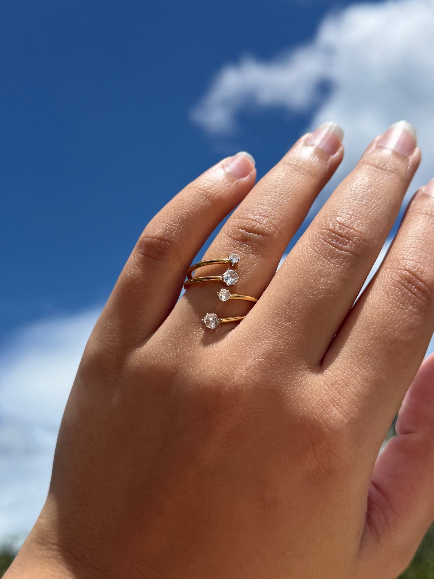 4 zirconia gold ring