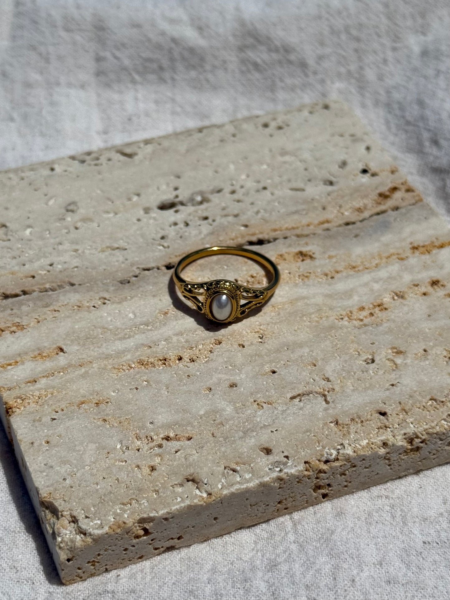 Pearl ring
