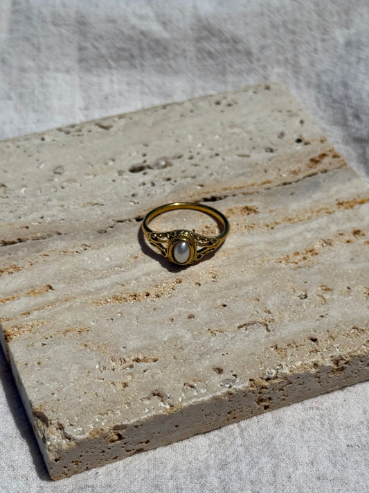 Pearl ring